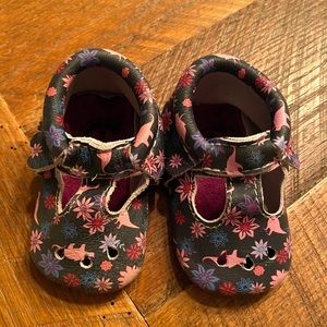Freshly Picked Mary Jane Moccasins, size 2